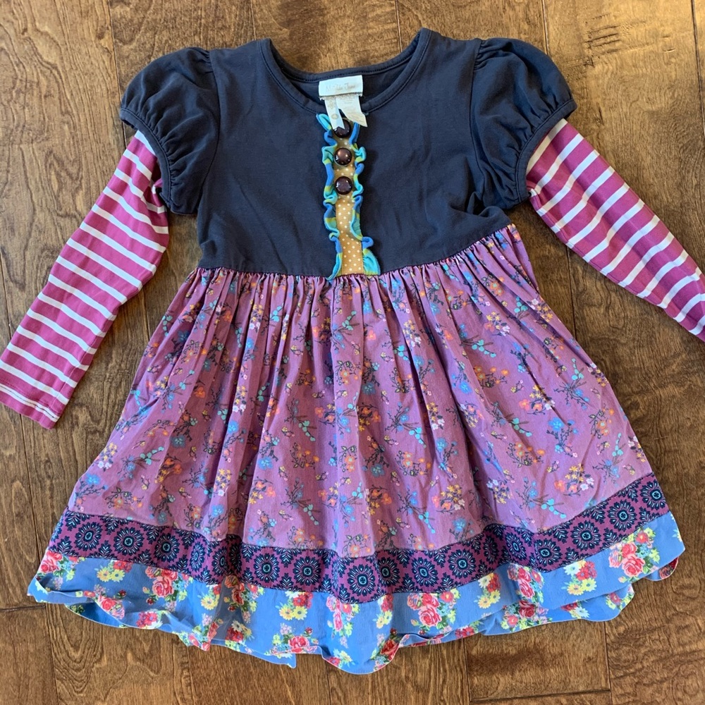 Girls dress